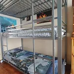 Dom wakacyjny House 2 Bedrooms With Garden Near *