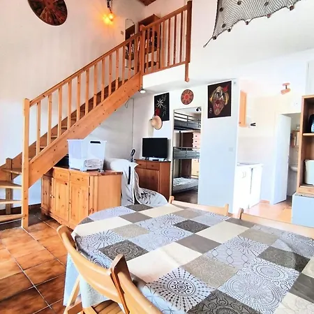 Feriehus House 2 Bedrooms With Garden Near
