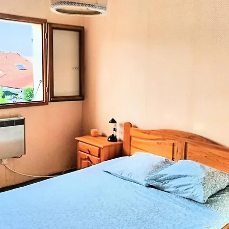 House 2 Bedrooms With Garden Near Sainte-Marie-la-Mer