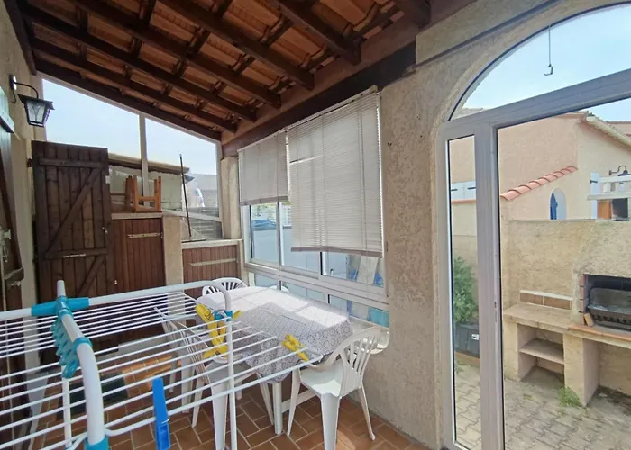 House 2 Bedrooms With Garden Near * Sainte-Marie-la-Mer